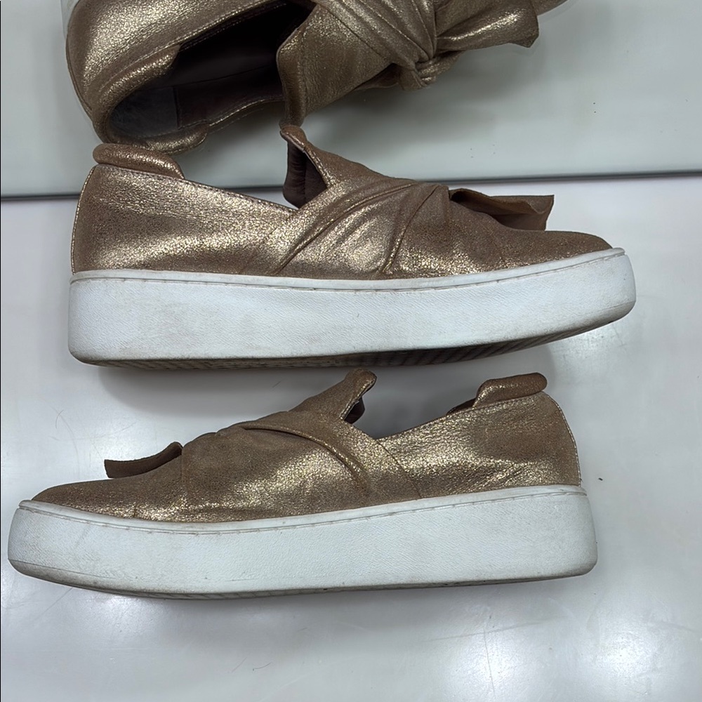 Donald J. Pliner Celeste Gold Metallic Slip-On Sneakers Size 6.5 - Picture 6 of 7
